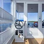 Hausboot Neu-Ringholm